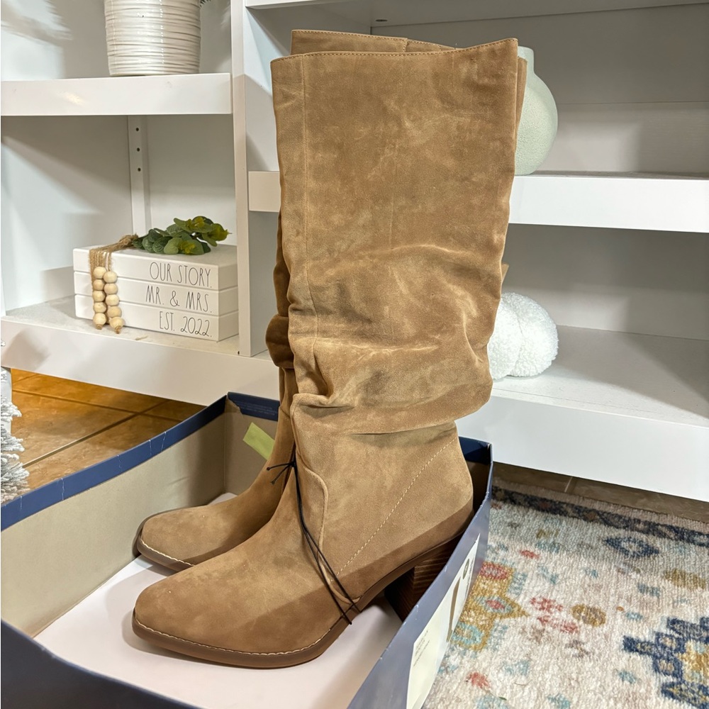 Dress Boots Size 11